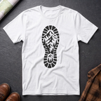 Schuhabdruck Berg - T-Shirt