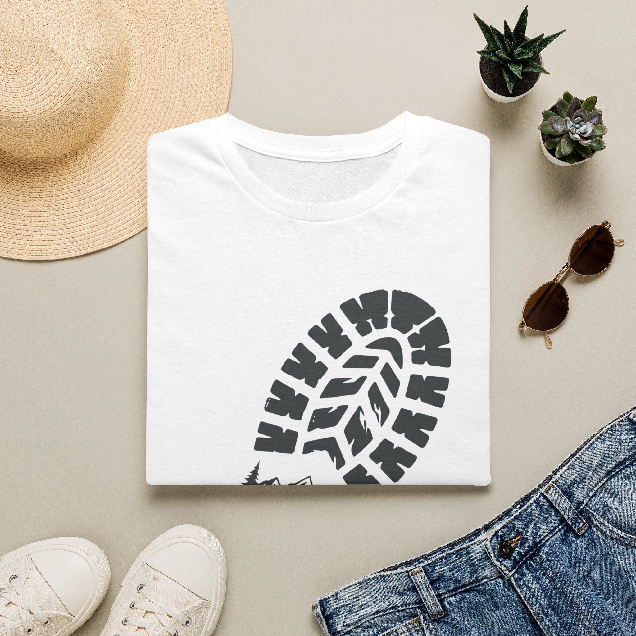 Schuhabdruck Berg 2 - T-Shirt