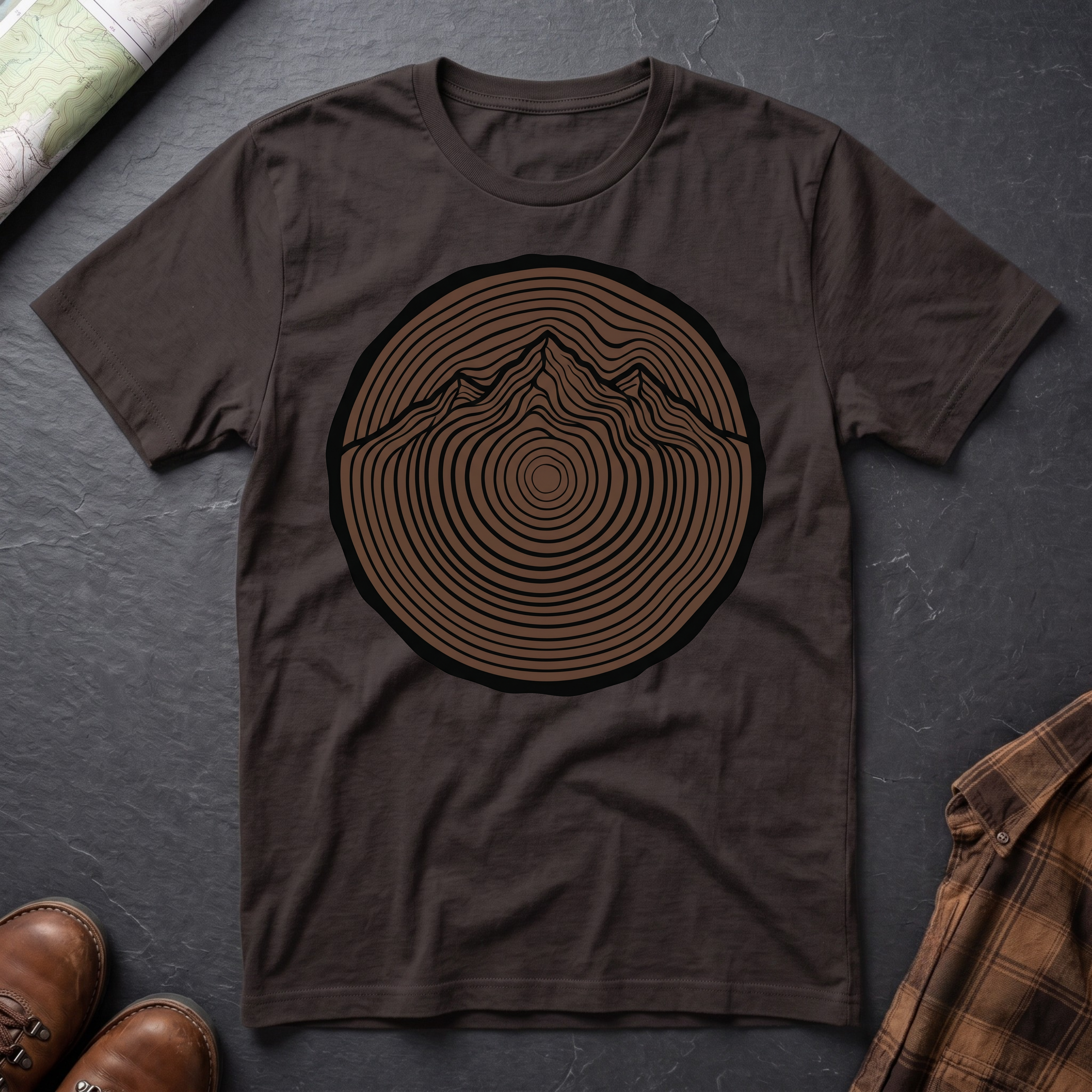 Baumstamm Berg - T-Shirt